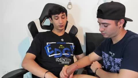 Snapshot of p_jhon chatting on 01/23/25, 02:44 P online show from 01/23/25, 02:44