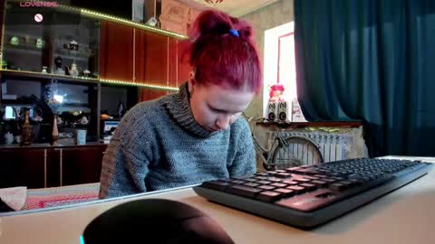 Ella online show from 01/22/25, 12:27