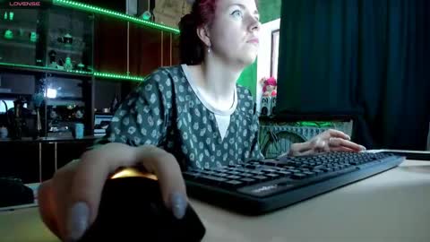 Ella online show from 03/04/25, 06:26