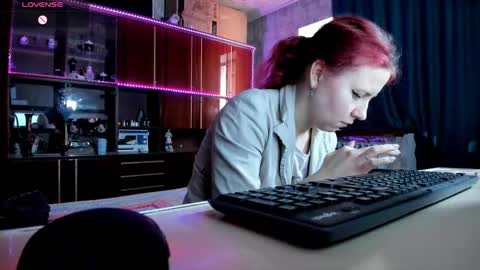 Ella online show from 03/05/25, 11:38