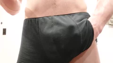 Snapshot of paauljdhd chatting on 10/31/25, 01:56 paauljdhd online show from 10/31/25, 01:56