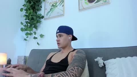 Javi    online show from 02/04/26, 01:17