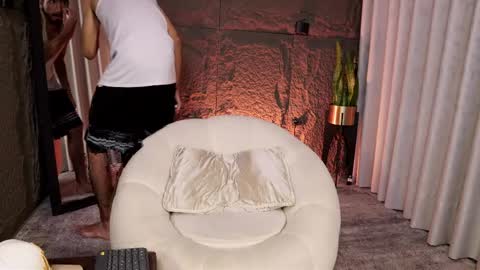 pablo online show from 04/14/26, 02:06