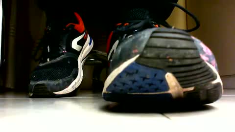 Snapshot of pablomenesssl chatting on 01/01/25, 05:11 Pablo Meness online show from 01/01/25, 05:11