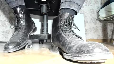 Snapshot of pablomenesssl chatting on 11/01/25, 07:05 Pablo Meness online show from 11/01/25, 07:05