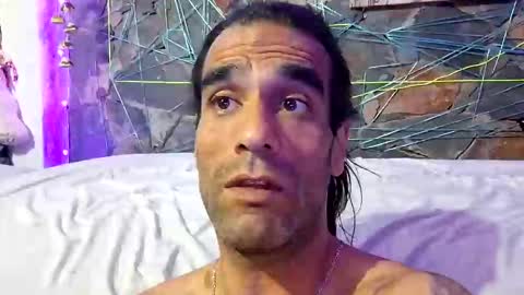 pablouyu online show from 02/18/25, 03:31