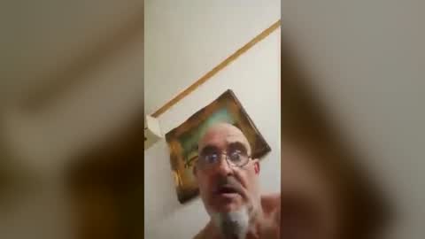 Snapshot of pacobix53 chatting on 07/12/26, 01:07 Fran55bcn online show from 07/12/26, 01:07