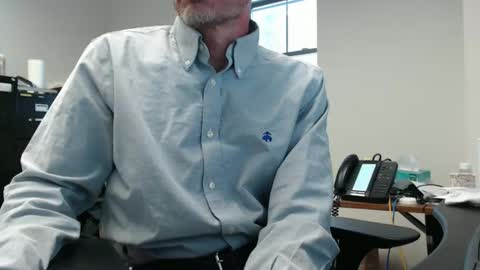 Snapshot of paddleme100 chatting on 02/21/25, 09:00 Paddle me online show from 02/21/25, 09:00