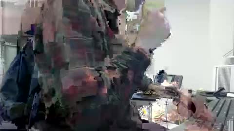 Snapshot of paddleme100 chatting on 10/24/25, 07:43 Paddle me online show from 10/24/25, 07:43