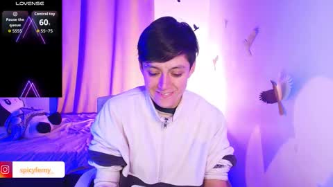 Fernanda online show from 10/19/25, 08:37