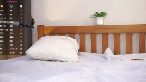 Kimlovense is activeThere are legends that in this room all your wishes can come true  Private is Open online show from 11/21/25, 05:33