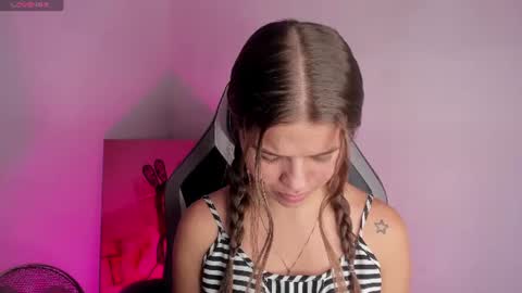Paige online show from 06/10/26, 02:34
