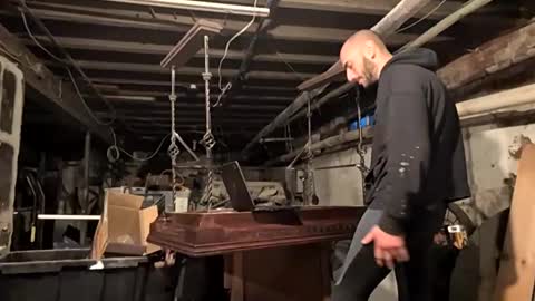 Eros online show from 02/11/25, 11:54