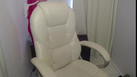 Snapshot of paiperhalliwey chatting on 03/03/25, 07:17 paiperhalliwey online show from 03/03/25, 07:17