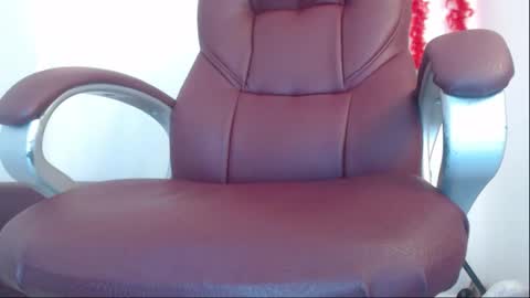 paiperhalliwey online show from 02/10/26, 06:23