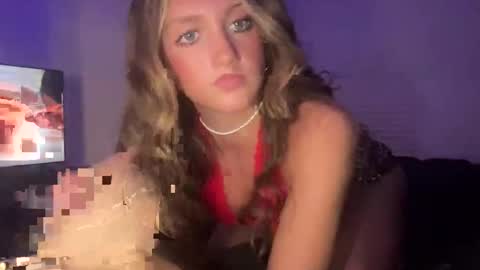 Paisley online show from 01/11/26, 01:43