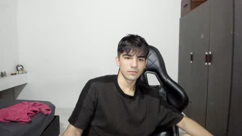 pakun_ online show from 01/07/25, 11:24