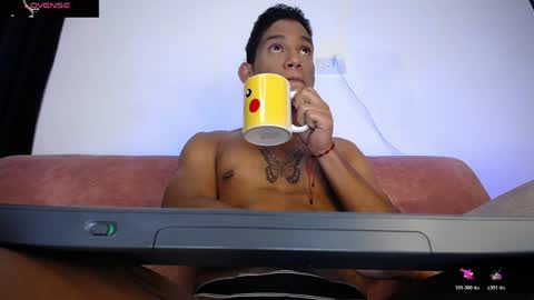 Palo Santo online show from 04/12/26, 07:46