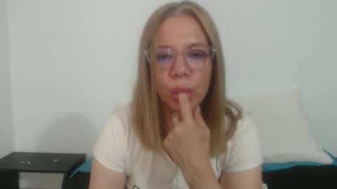 paloma online show from 04/27/26, 10:08
