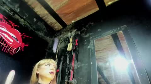 Paloma online show from 03/11/25, 01:48