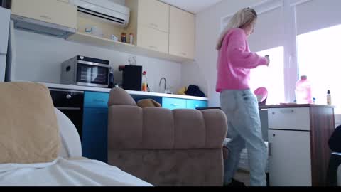 Snapshot of pam_fans chatting on 12/09/24, 08:00 BABE online show from 12/09/24, 08:00