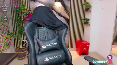 Pam online show from 10/19/25, 07:58