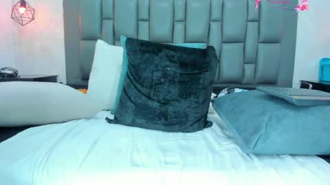 pamela_ambrosia1 online show from 04/09/26, 02:00