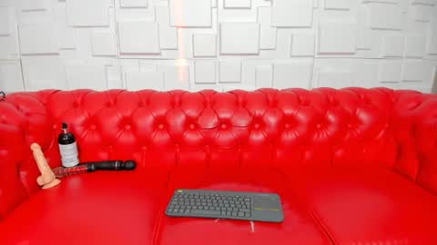 Snapshot of pamela_gaviria01 chatting on 10/25/25, 02:13 pamela_gaviria01 online show from 10/25/25, 02:13