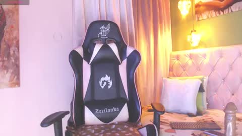 Pamela  online show from 01/18/25, 01:08