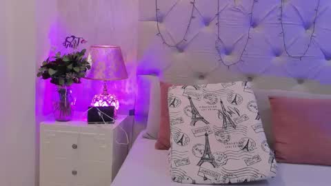 TELL ME PAMELLA AND GIVE ME A GOOD GRADE ITS IMPORTANT online show from 10/10/25, 12:04