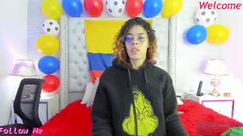 Snapshot of pamelamiler_ chatting on 06/28/26, 12:55 TELL ME PAMELLA AND GIVE ME A GOOD GRADE ITS IMPORTANT online show from 06/28/26, 12:55