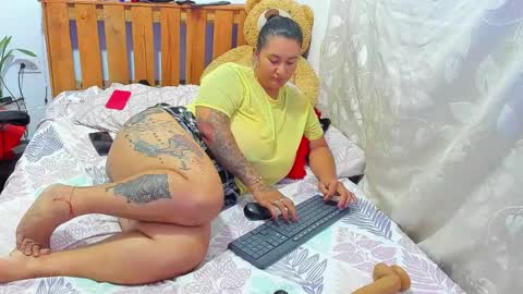 Snapshot of pamelaruiizz3 chatting on 03/06/25, 10:15 Pamela online show from 03/06/25, 10:15