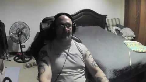 Snapshot of panoramix8080 chatting on 10/26/25, 05:35 panoramix8080 online show from 10/26/25, 05:35