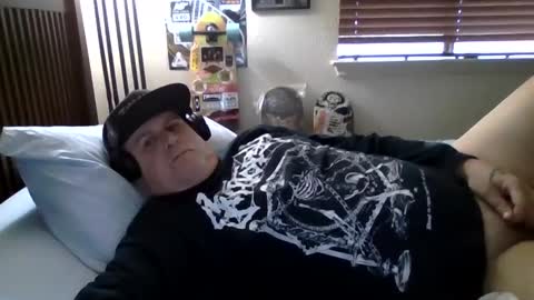 panos online show from 02/12/25, 06:40