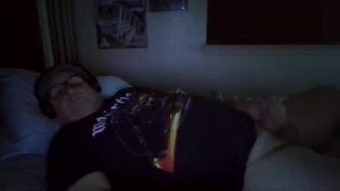 panos online show from 04/11/26, 06:51