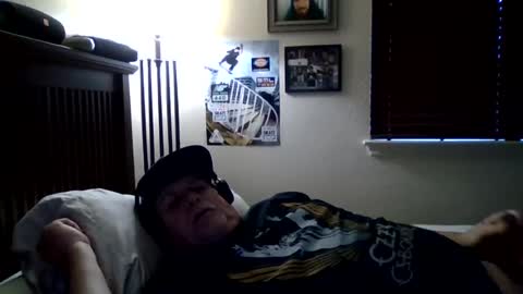 Snapshot of panos678442 chatting on 06/20/26, 01:03 panos online show from 06/20/26, 01:03
