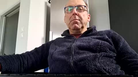 pansak1973 online show from 02/07/25, 11:01