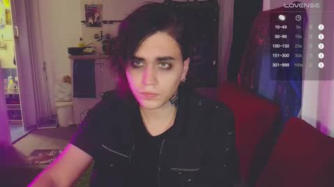 In bio online show from 12/21/25, 10:17