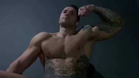 Oleg online show from 12/23/24, 05:39