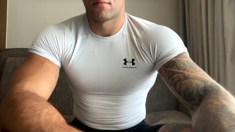 Oleg online show from 02/14/25, 03:54