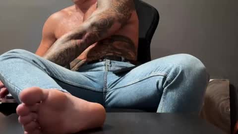 Oleg online show from 04/23/26, 02:19