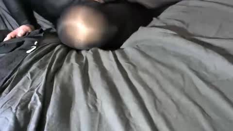 Snapshot of pantyhosissy chatting on 03/03/26, 08:09 Pantyhosissy online show from 03/03/26, 08:09