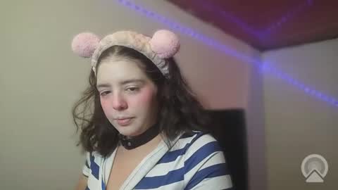 Paola online show from 06/11/26, 06:17