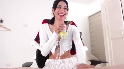 Snapshot of pao_thebigclit chatting on 01/04/25, 03:07 Paolita online show from 01/04/25, 03:07