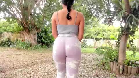 Snapshot of paoguerrax354 chatting on 11/20/25, 02:28 paoguerrax354 online show from 11/20/25, 02:28