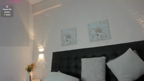 Snapshot of paola__23 chatting on 07/19/26, 01:15 online show from 07/19/26, 01:15