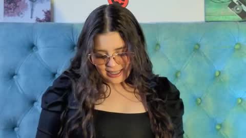 Paola Lyon online show from 10/21/25, 07:14