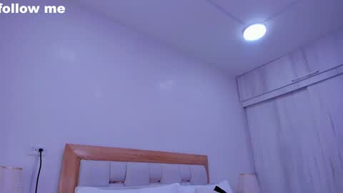 Paola  online show from 02/06/25, 06:56