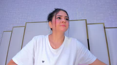 Paola  online show from 12/01/25, 11:26