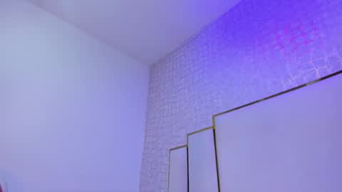 Paola  online show from 02/15/26, 08:46